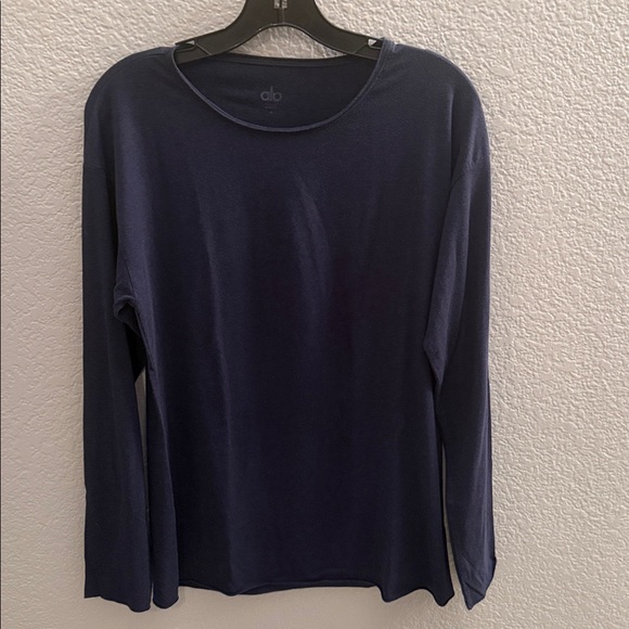 ALO Yoga Other - Alo Men’s Blue Long Sleeve T-Shirt Size Medium